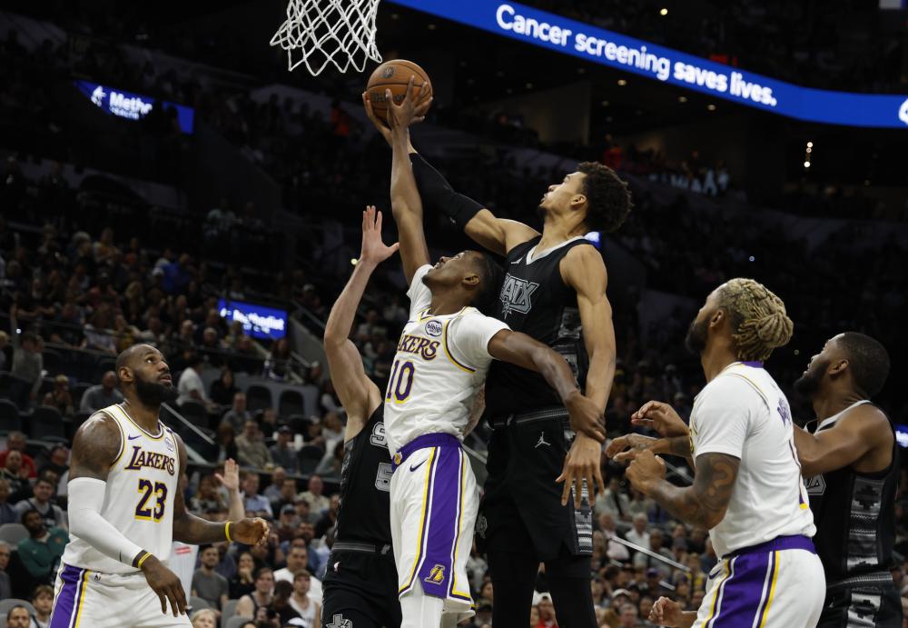 动驾驭舆论 动驾驭舆论