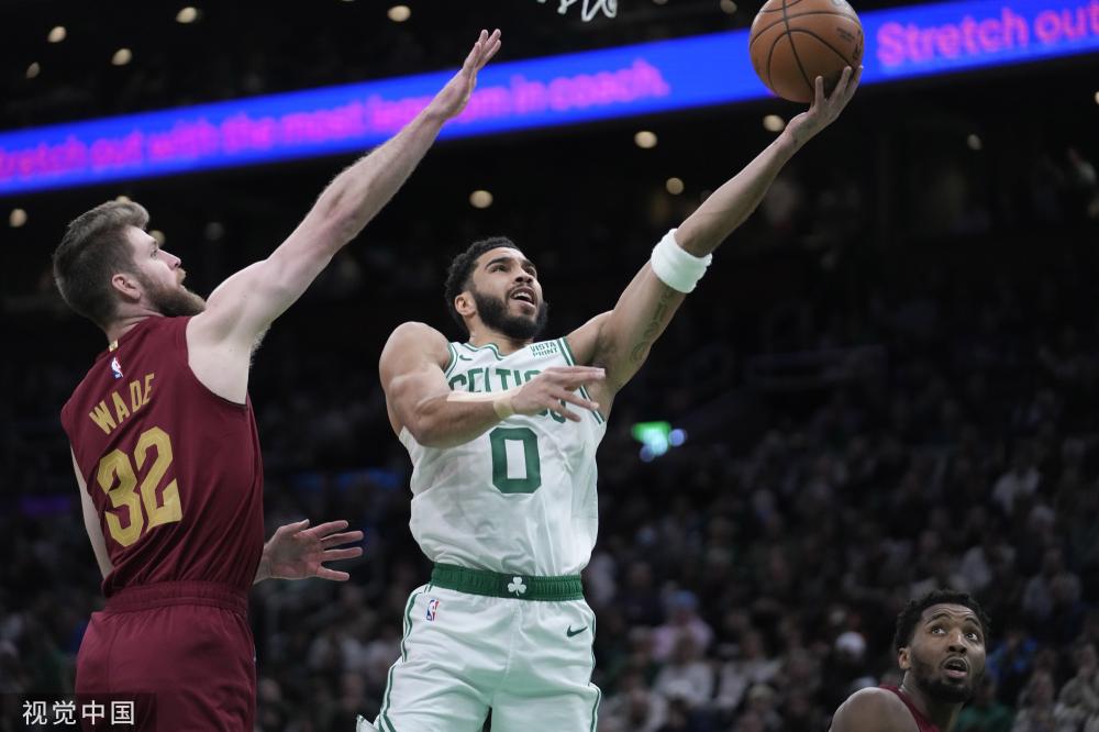 在中前场的 在中前场的